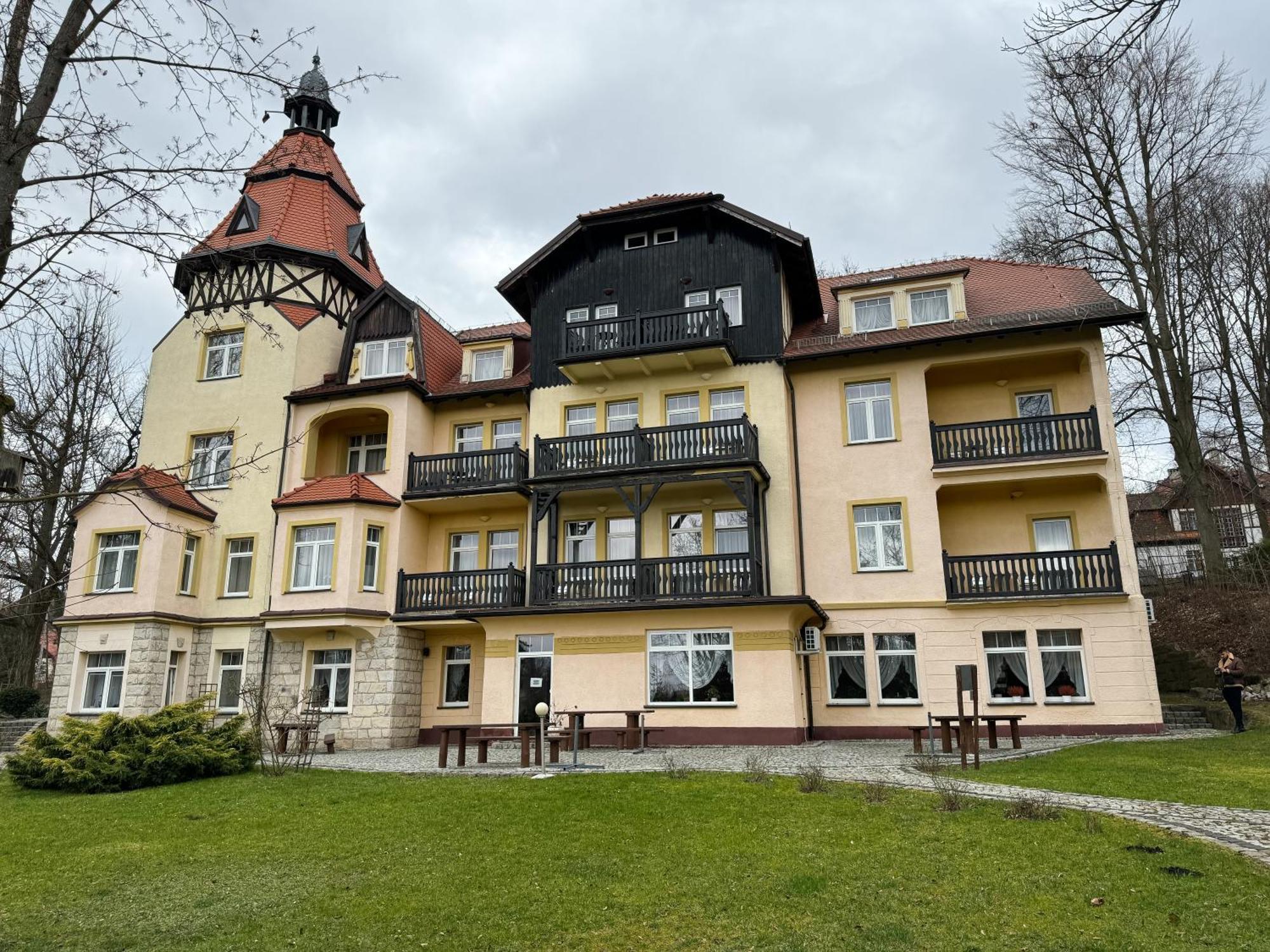Villa Carmen Кудова-Здрой Екстериор снимка